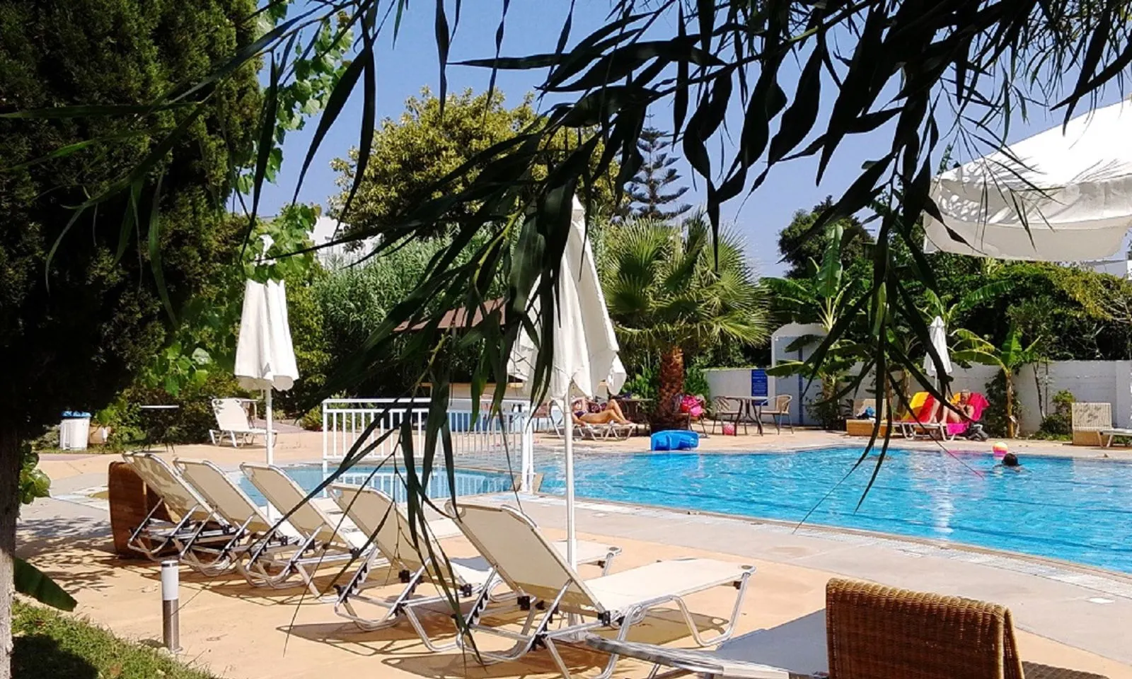 Theodorou Beach Hotel