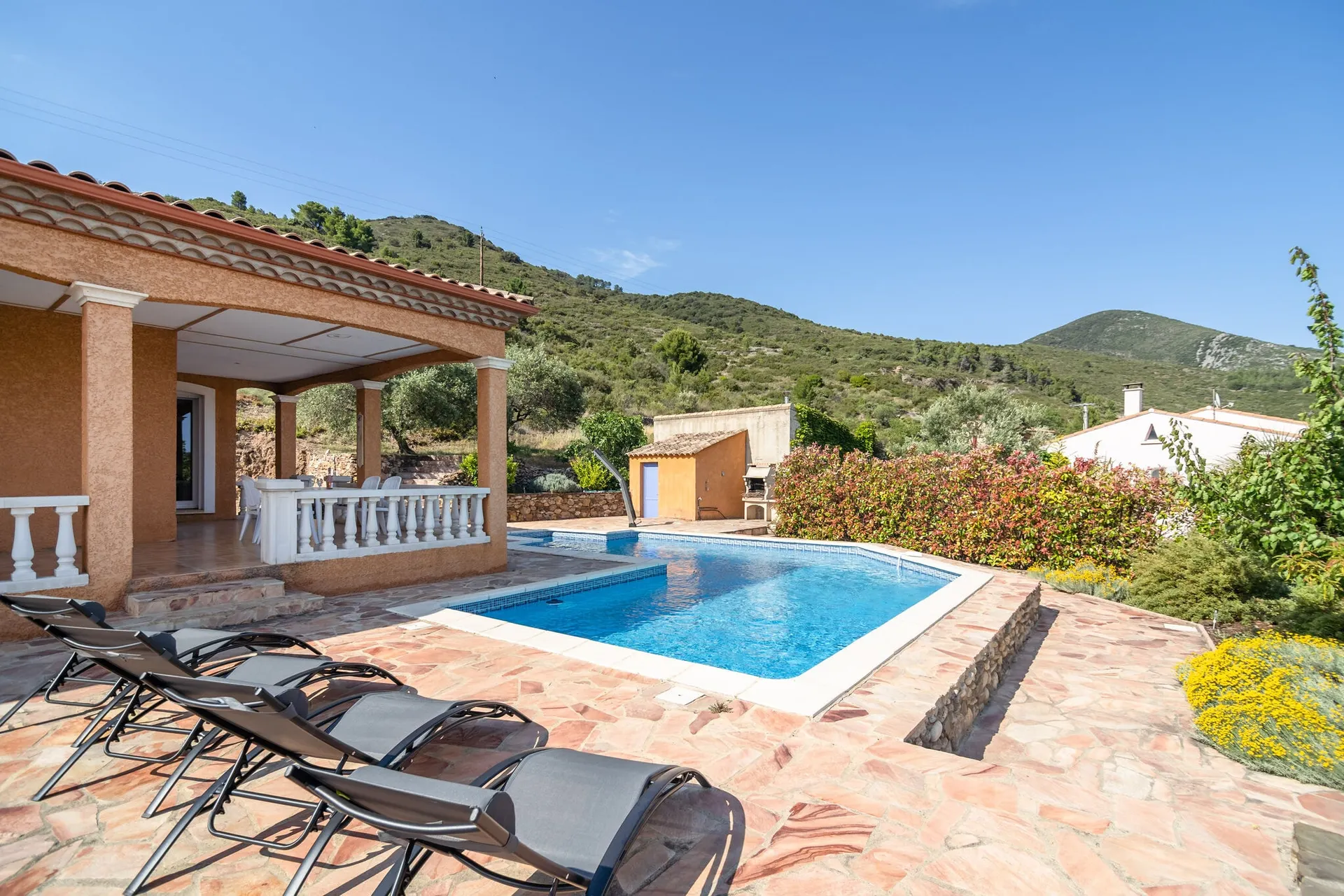 Piscine maison de vacances