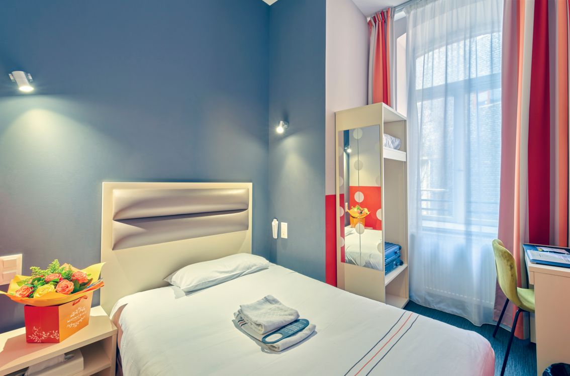 Adonis Strasbourg, foto 2