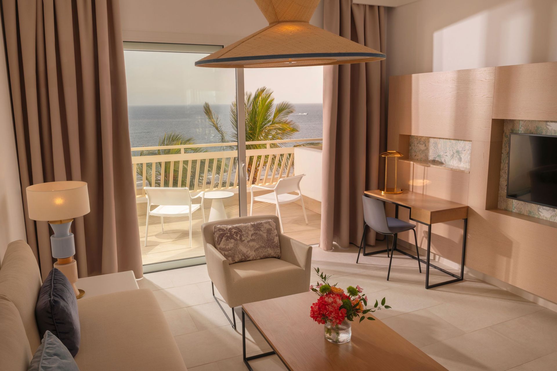 Plus Fariones Suite Hotel, foto 11