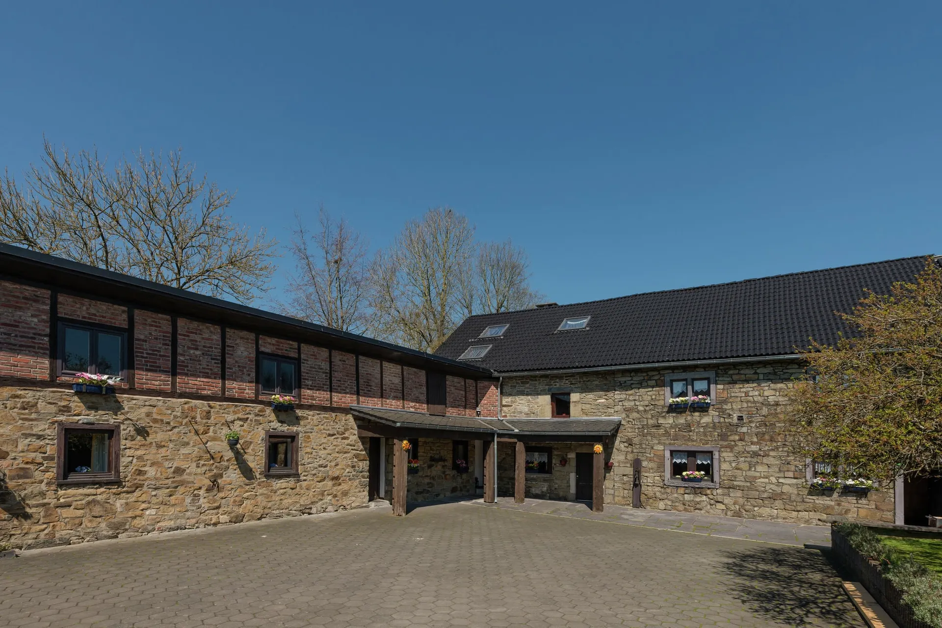 Exterieur vakantiehuis (zomer)