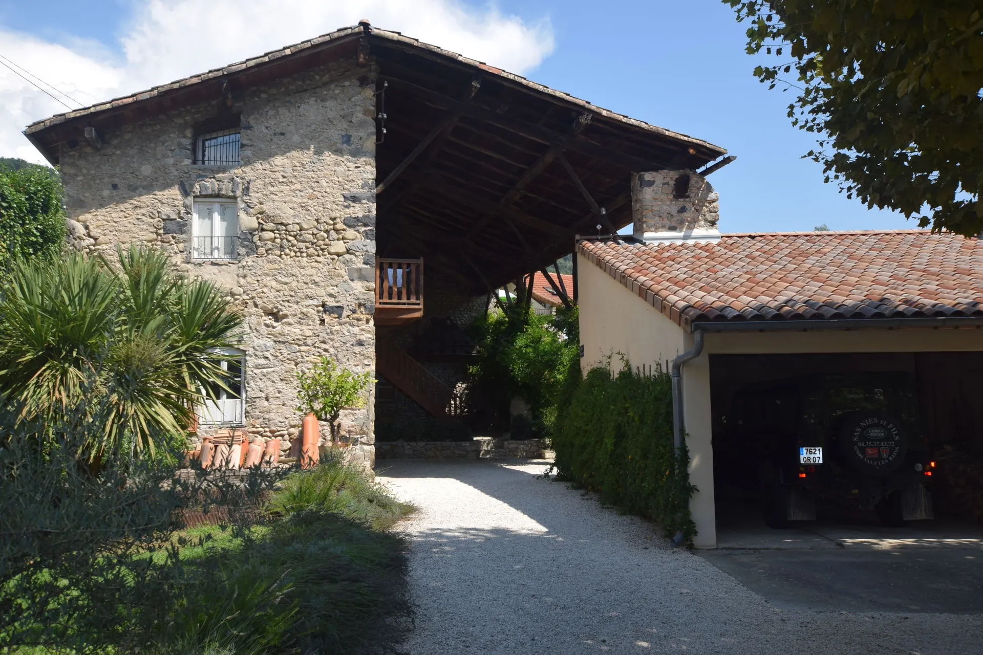 Vue de la maison de vacances (été)