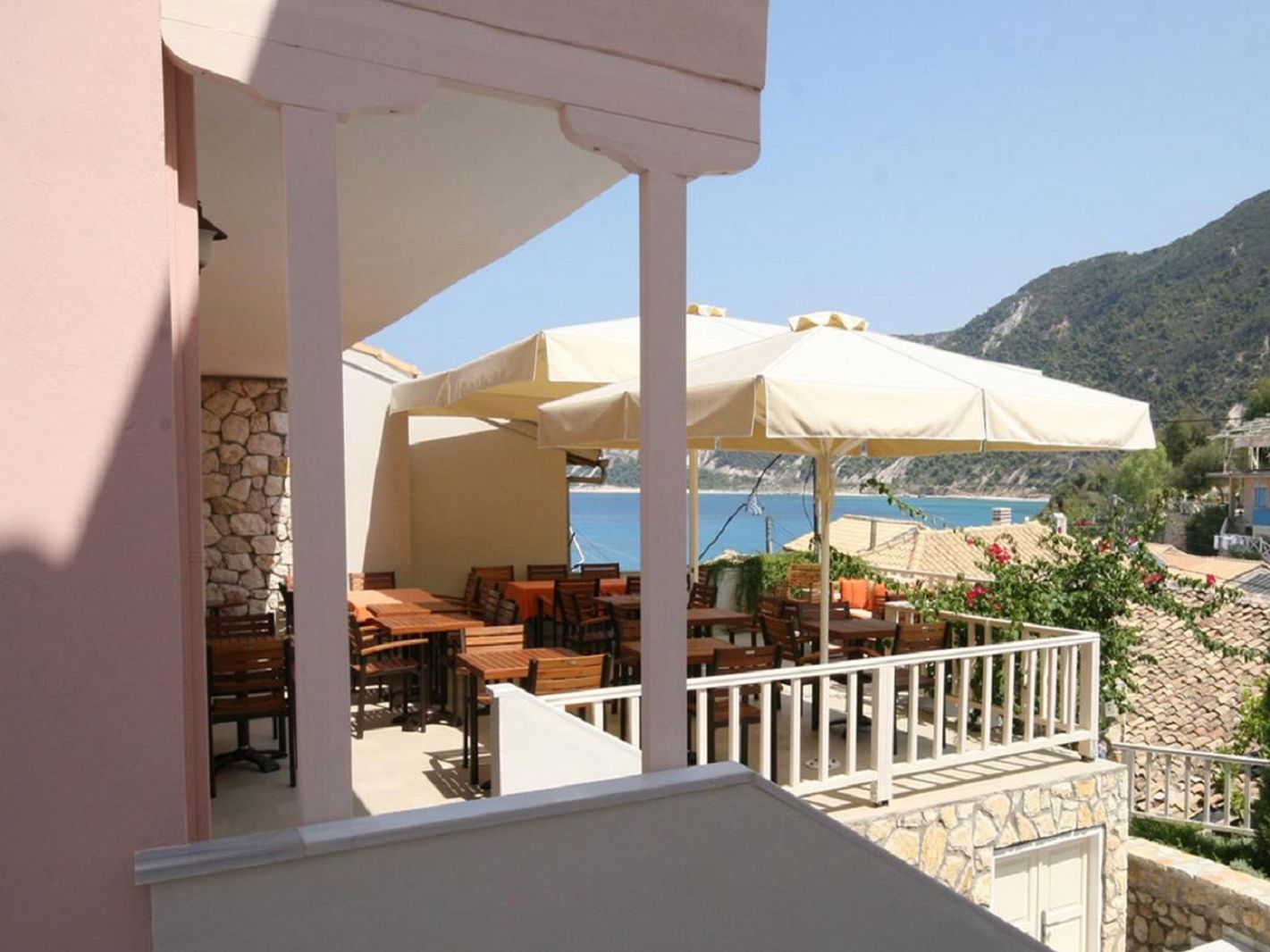 Ionis Hotel, foto 7