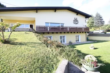 Extérieur maison de vacances (été)