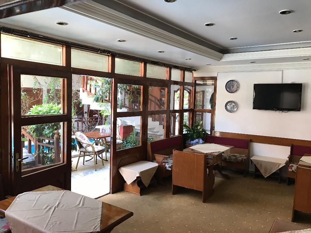 Karyatit Hotel, foto 2