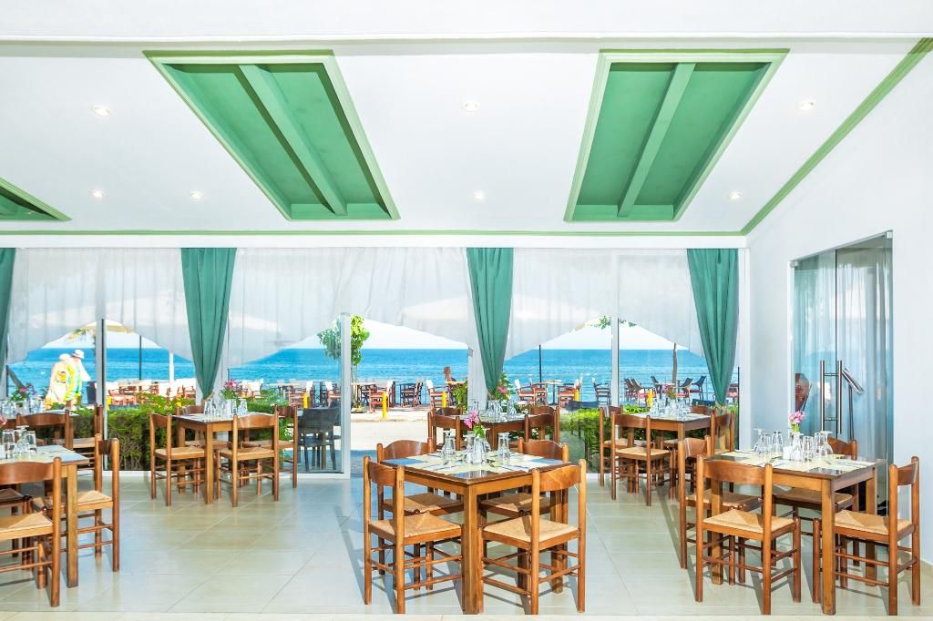Xenios Dolphin Beach Hotel, foto 15