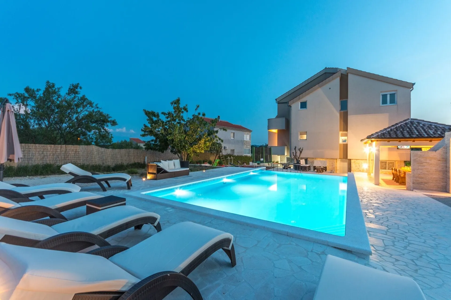 Extérieur maison de vacances (été)