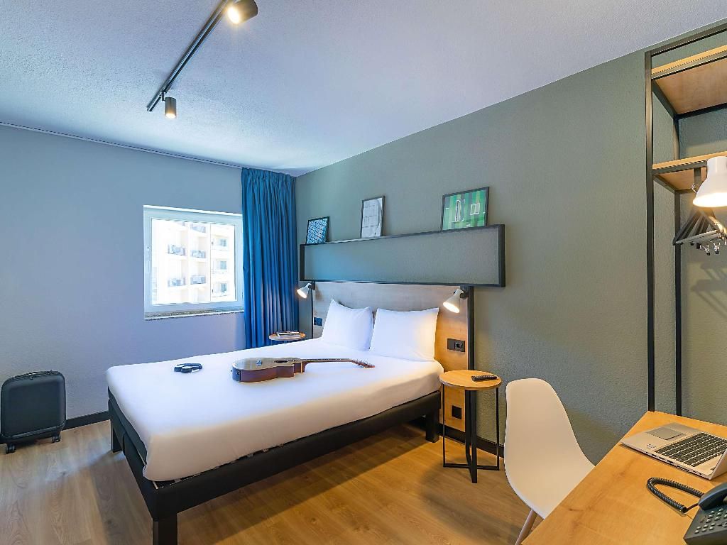 ibis Braganca, foto 15