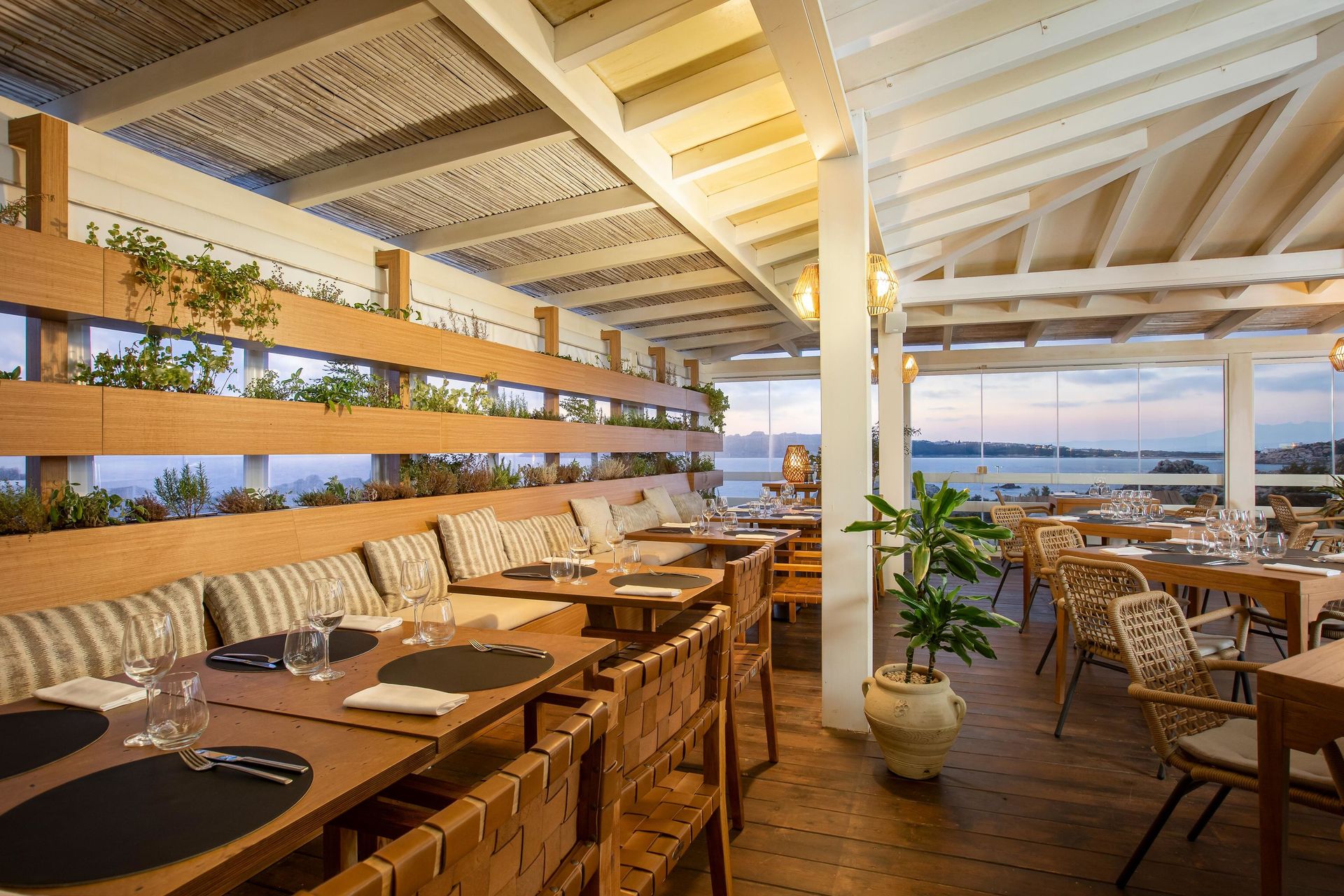 Mangia's Santa Teresa Sardinia, Curio Collection by Hilton, foto 5