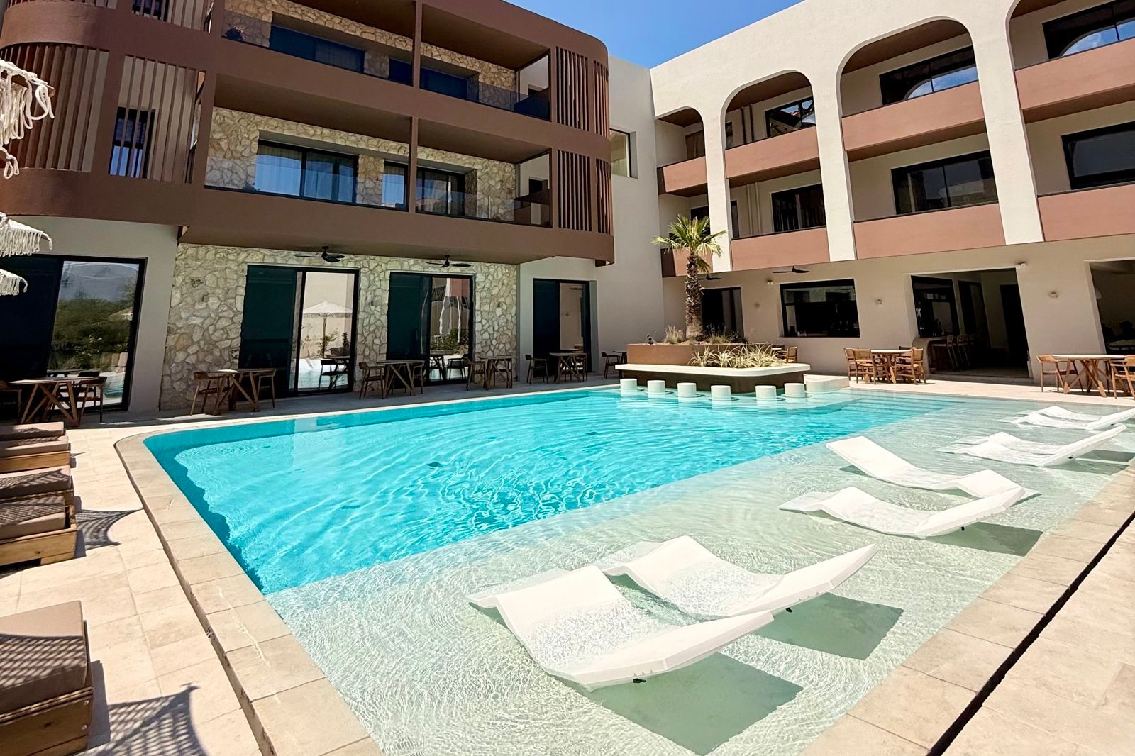 Aethra Hotel & Suites, foto 2