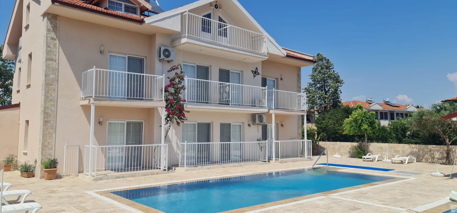 Club Aladdin Apartments, foto 2