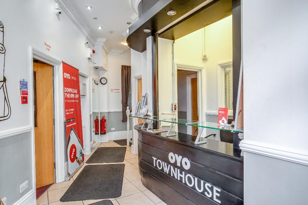 OYO Townhouse New England Victoria, foto 12