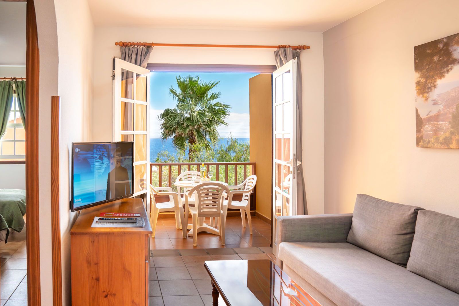 Apartamentos Oasis San Antonio, foto 6