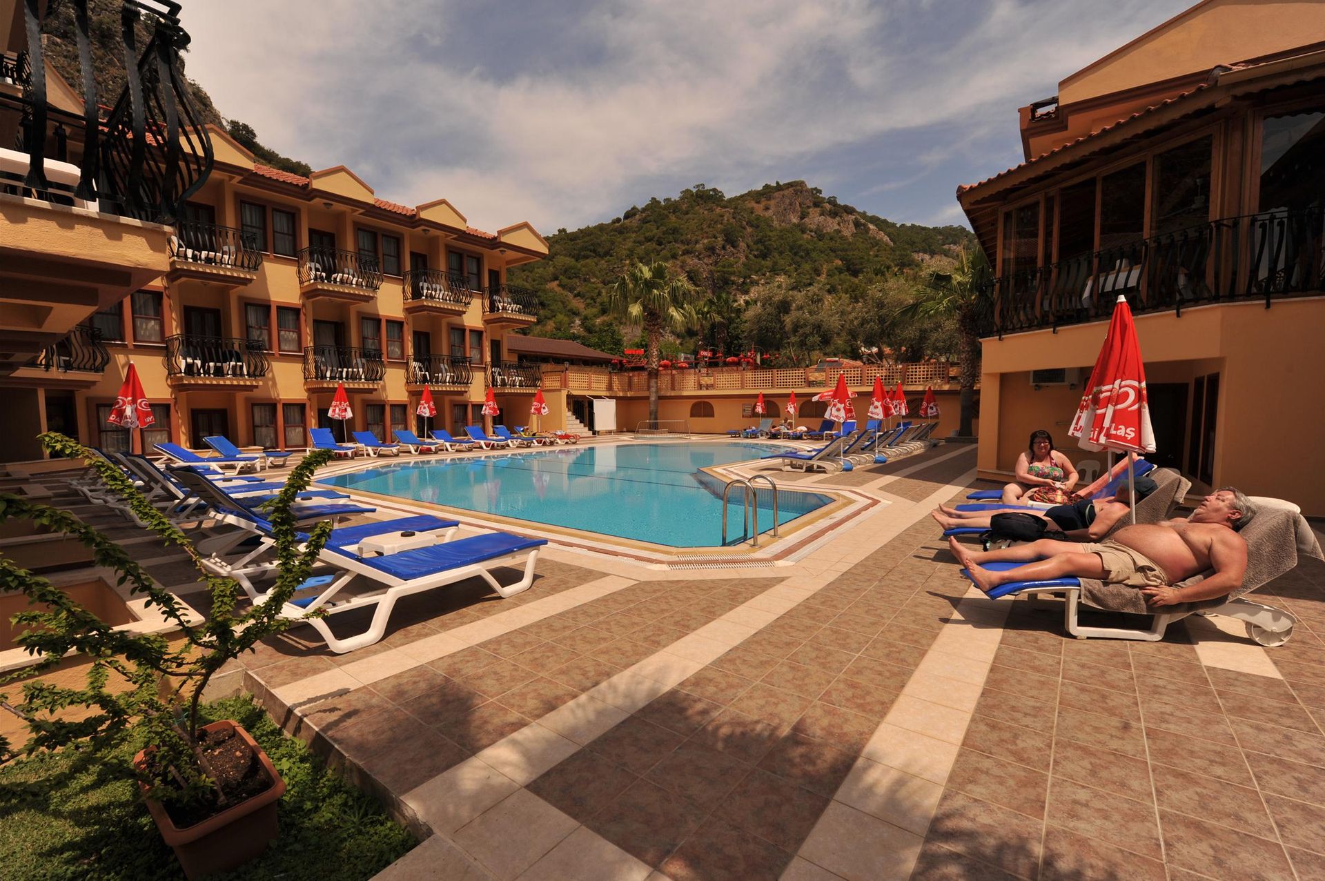 Belcehan Beach Hotel, foto 2