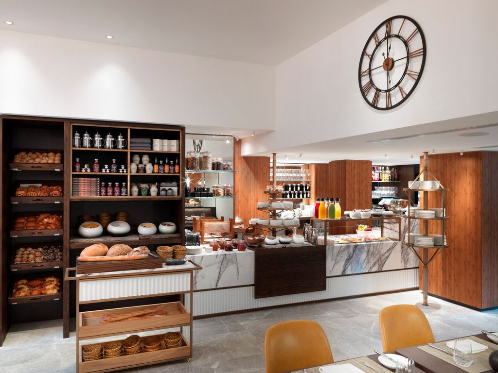 Athenaeum Hotel & Residences, foto 10