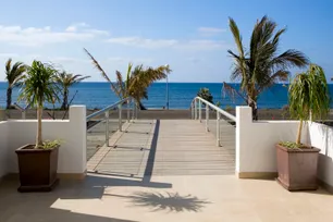R2 Bahia Playa Design Hotel