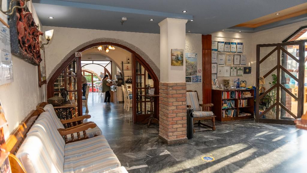 Erato Hotel, foto 9