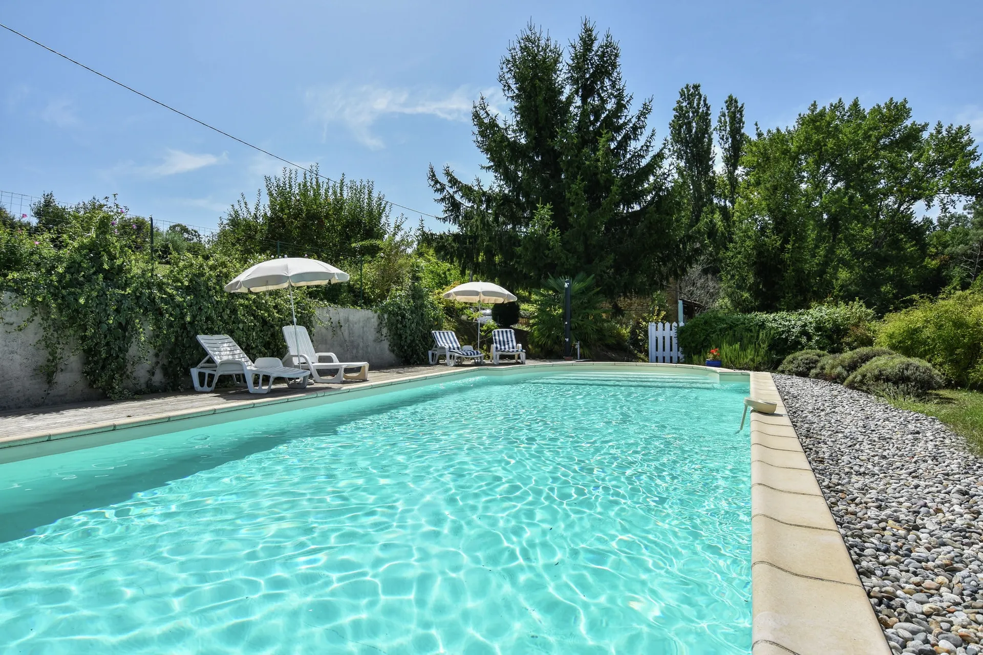 Piscine maison de vacances