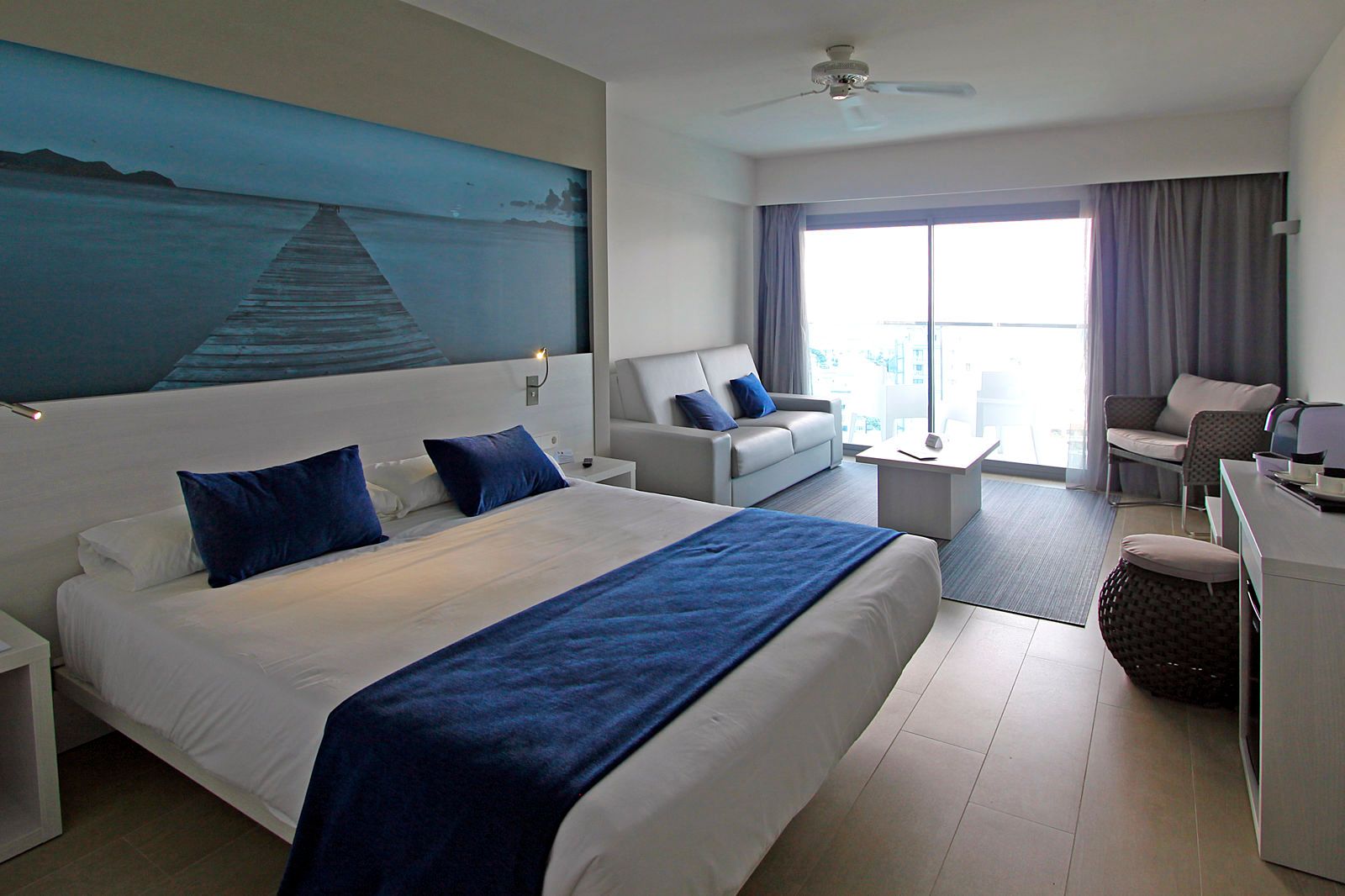 BG Tonga Tower Design Hotel & Suites, foto 12