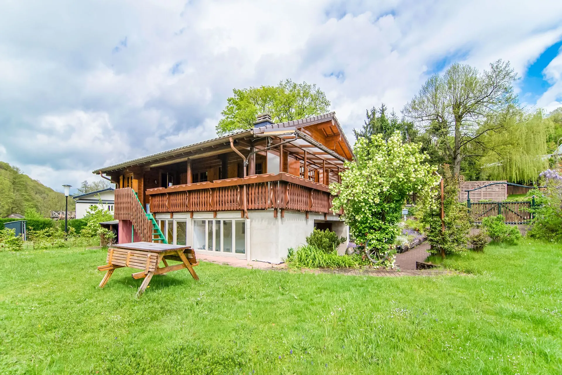 Exterieur vakantiehuis (zomer)