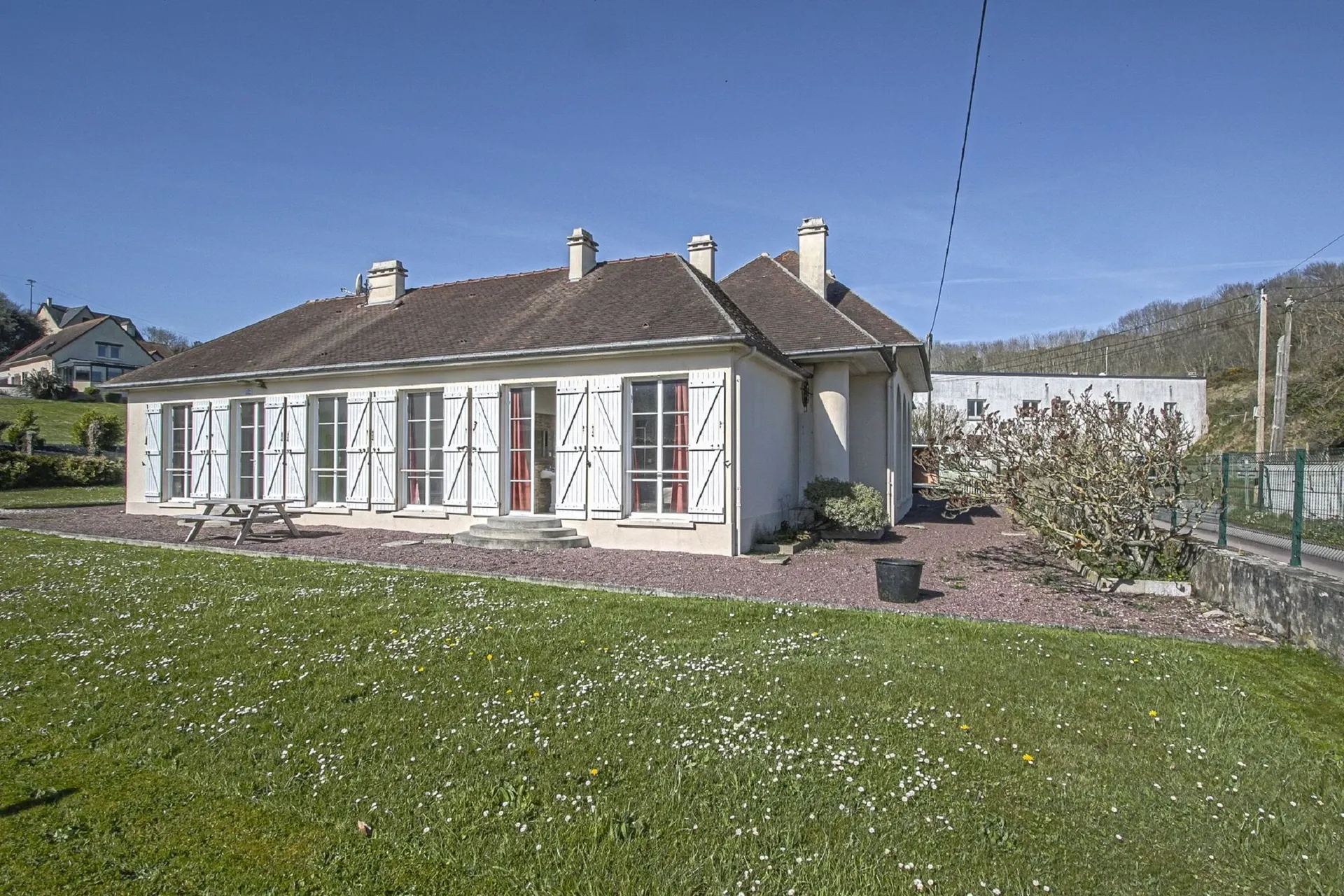 Extérieur maison de vacances (été)