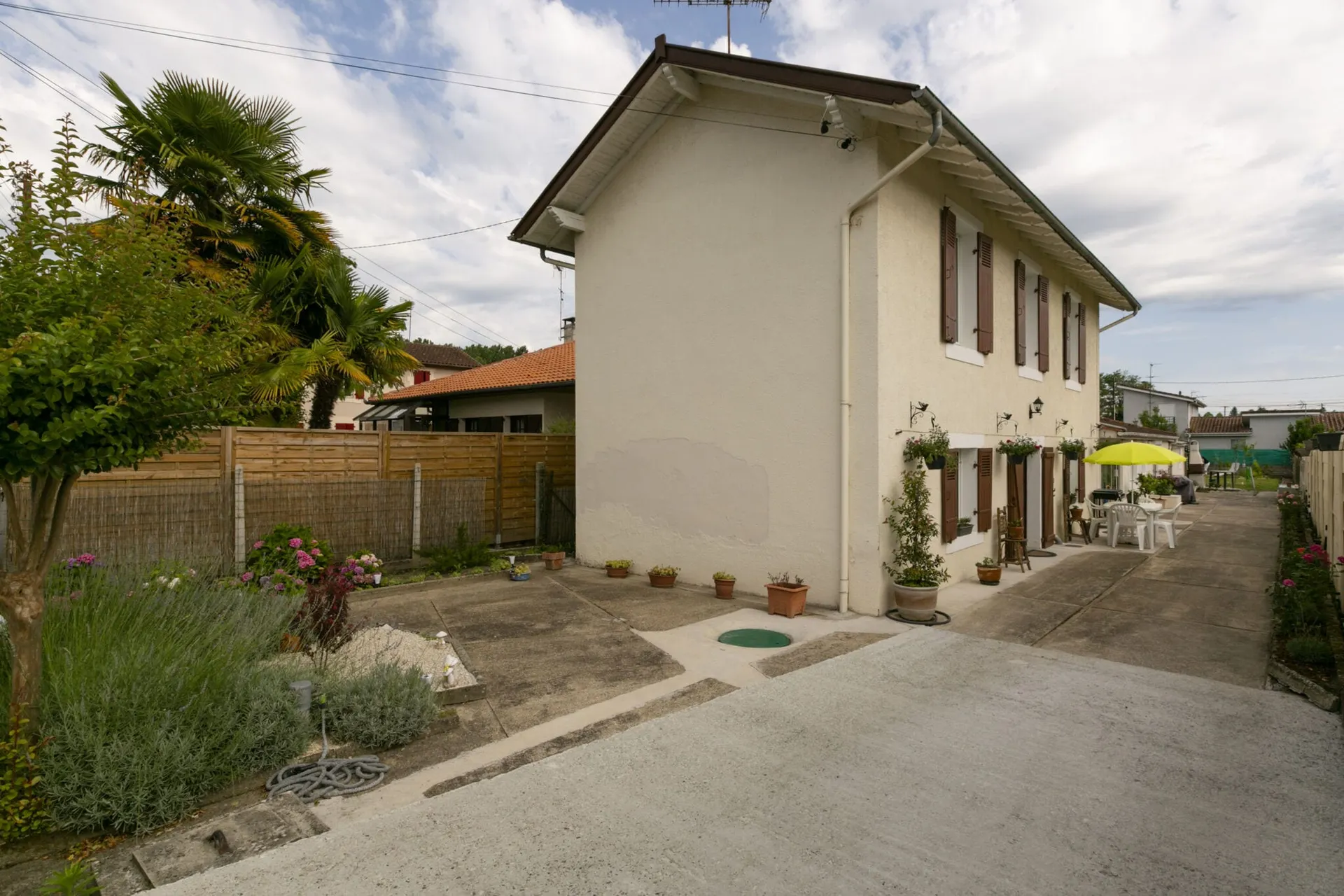 Extérieur maison de vacances (été)