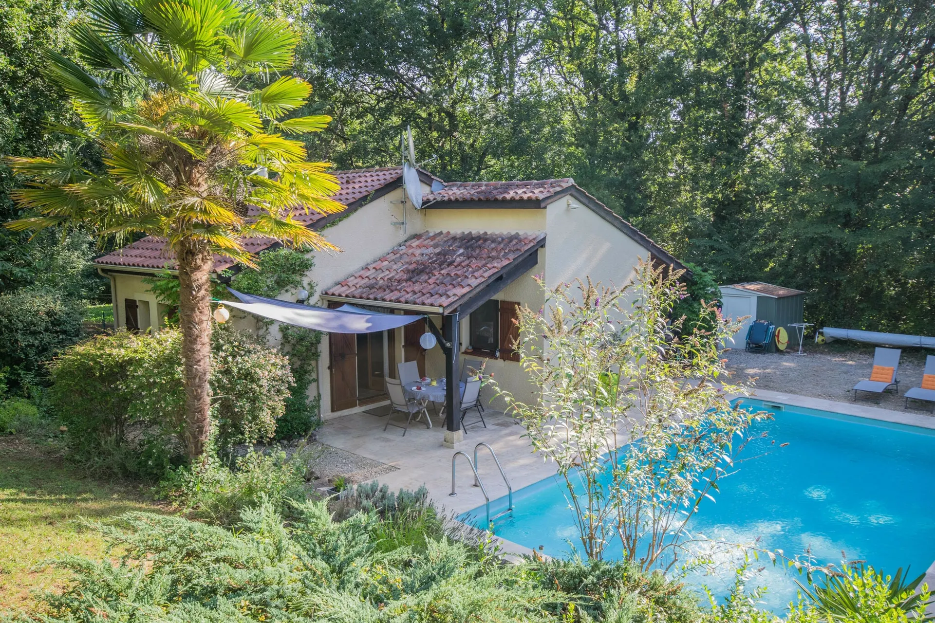 Extérieur maison de vacances (été)