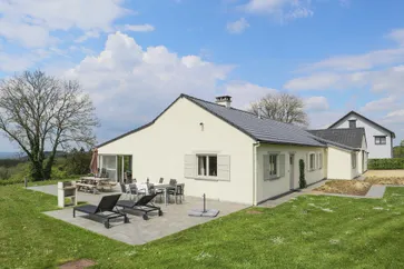 Exterieur vakantiehuis (zomer)