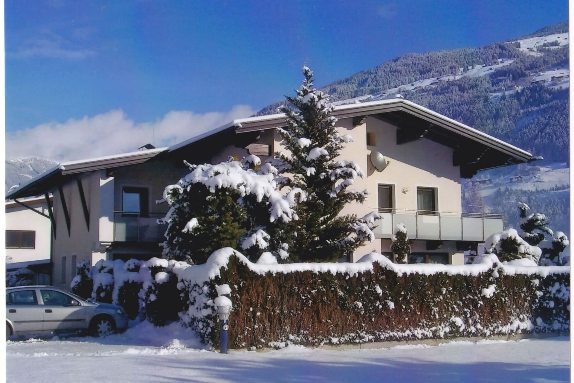 Extérieur maison de vacances (hiver)