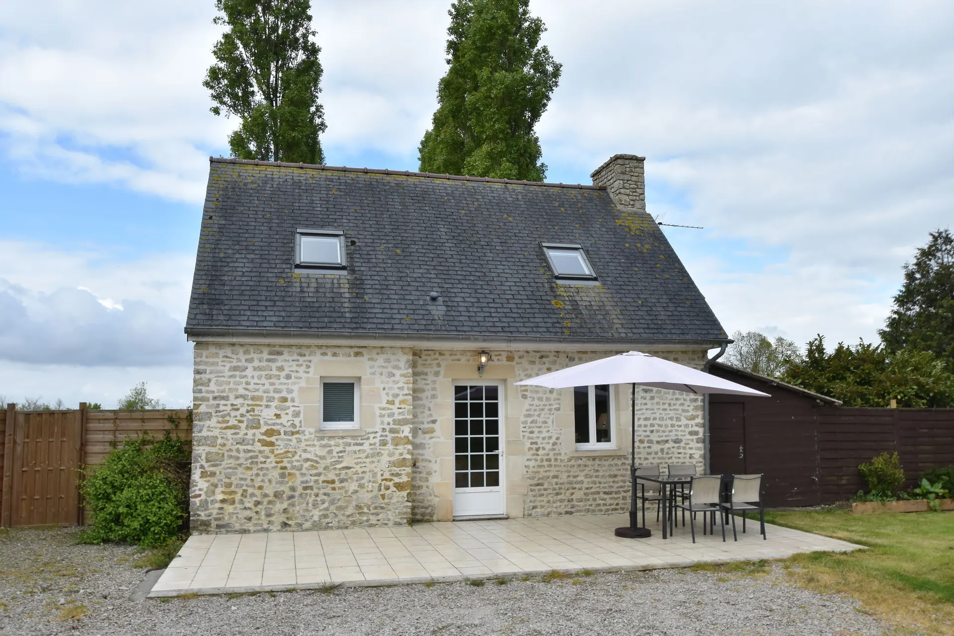 Exterieur vakantiehuis (zomer)