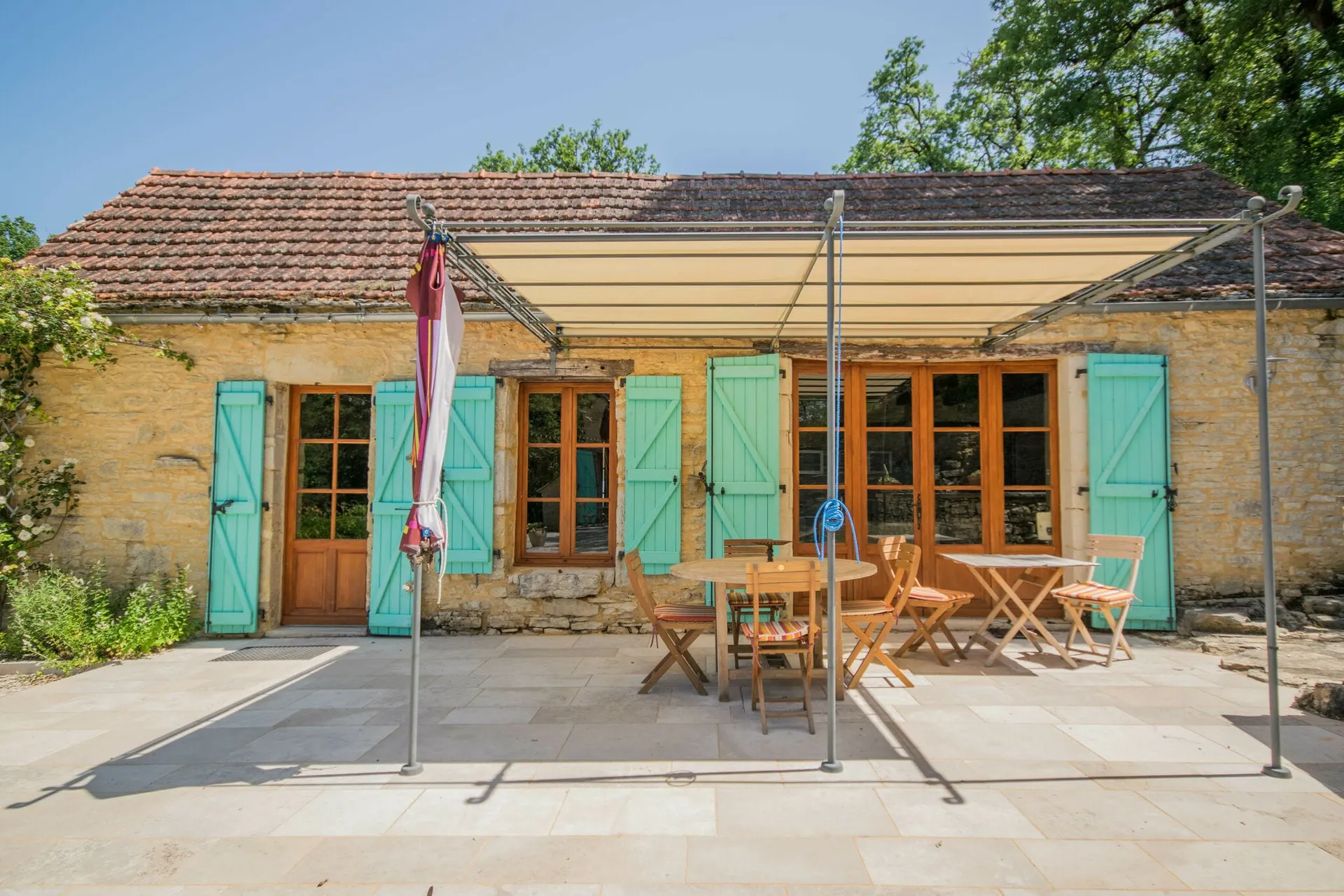 Exterieur vakantiehuis (zomer)