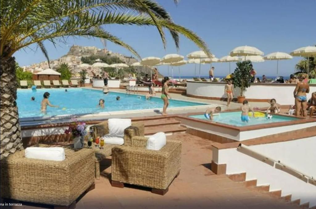 Hotel Pedraladda
