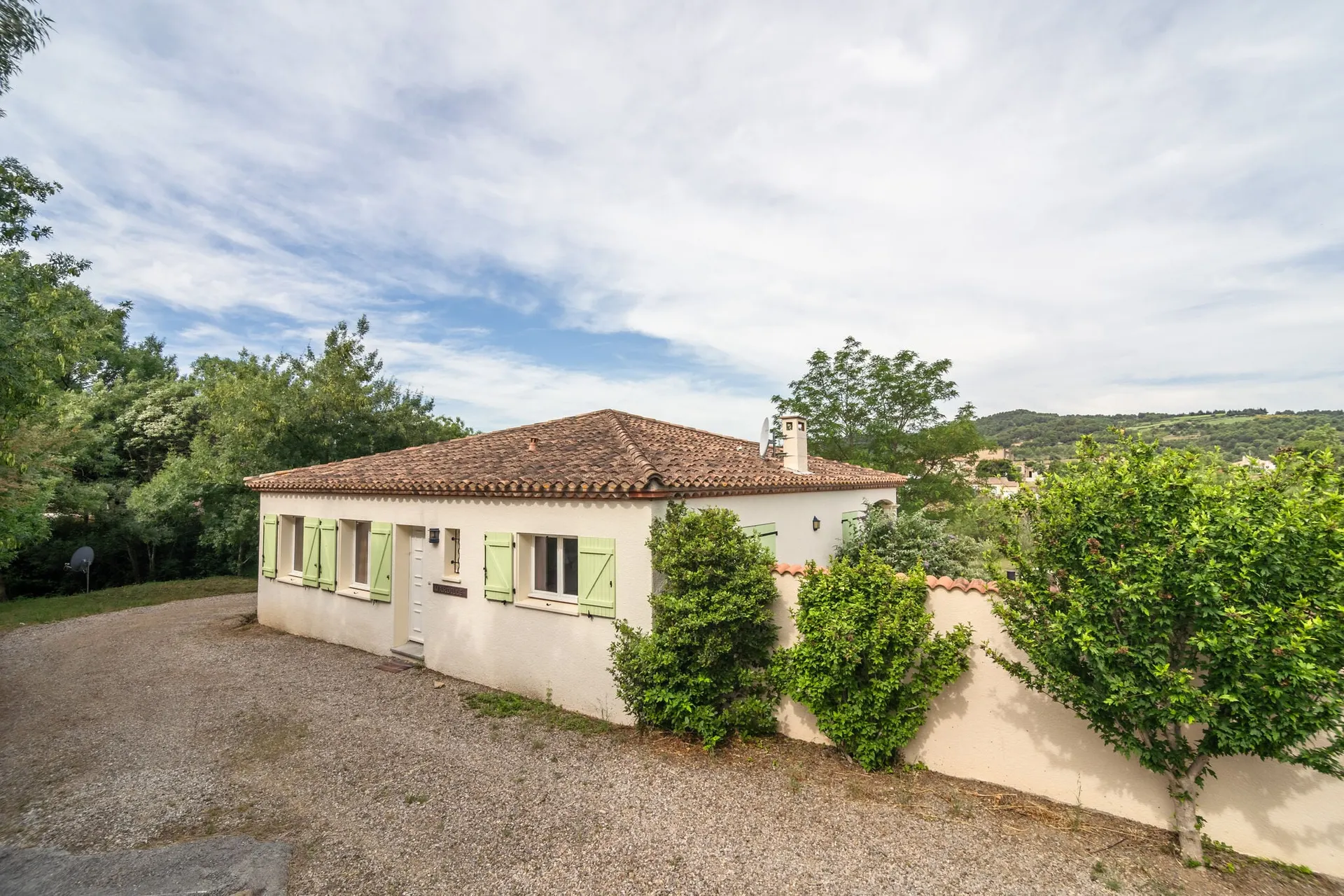 Extérieur maison de vacances (été)