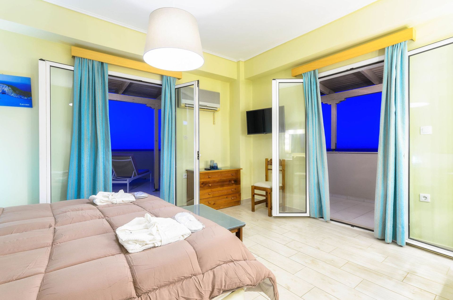 Iakinthos -  Tsilivi Beach, foto 6