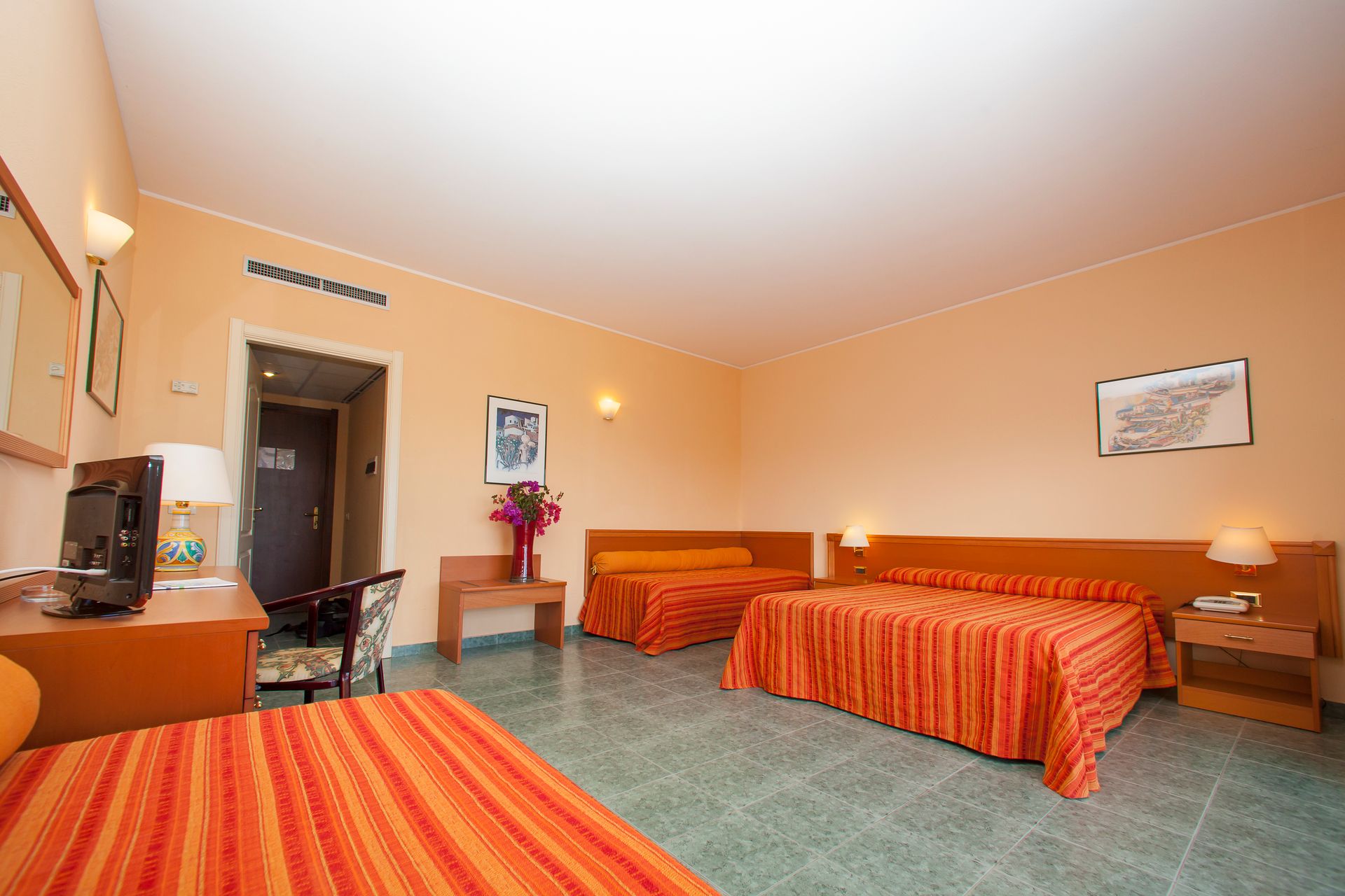 Conte Di Cabrera Hotel Club, foto 4