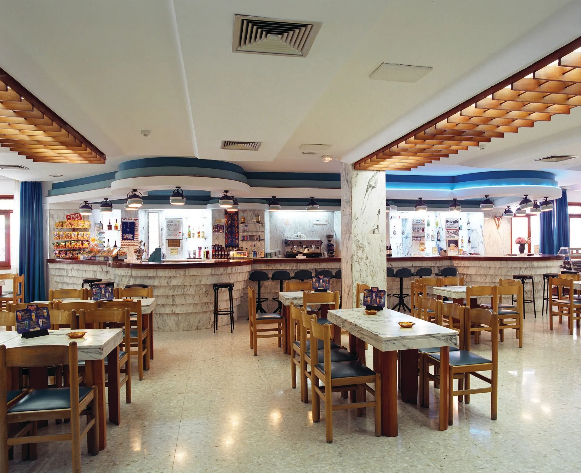 Restaurant, Hotel Clipper