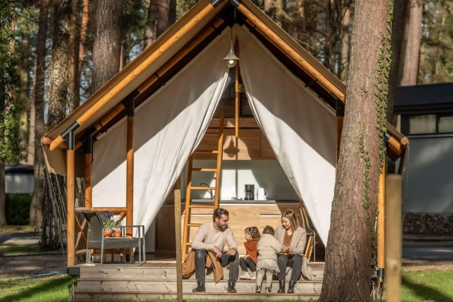 Exterieur vakantiehuis (zomer)