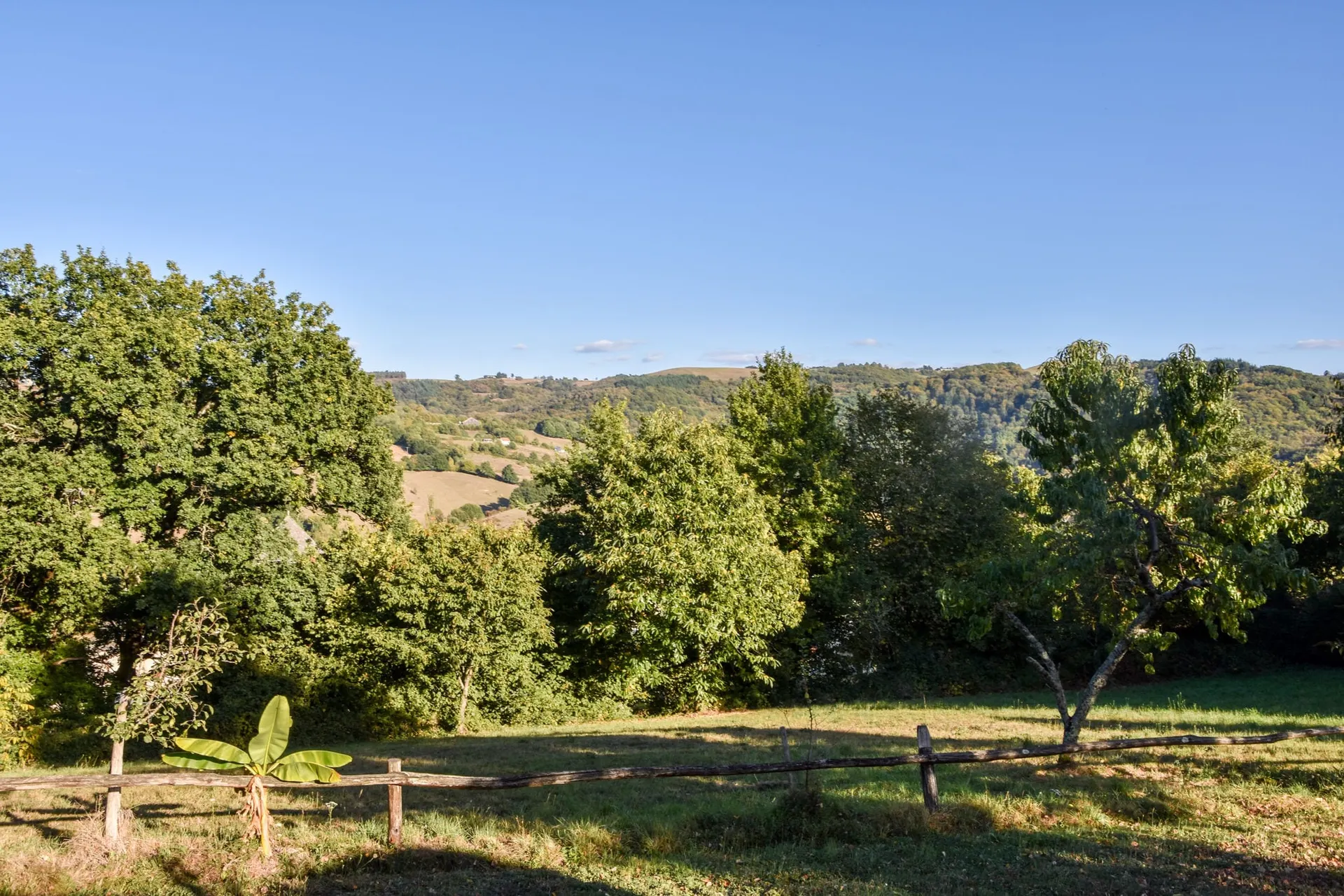 Vue de la maison de vacances (été)