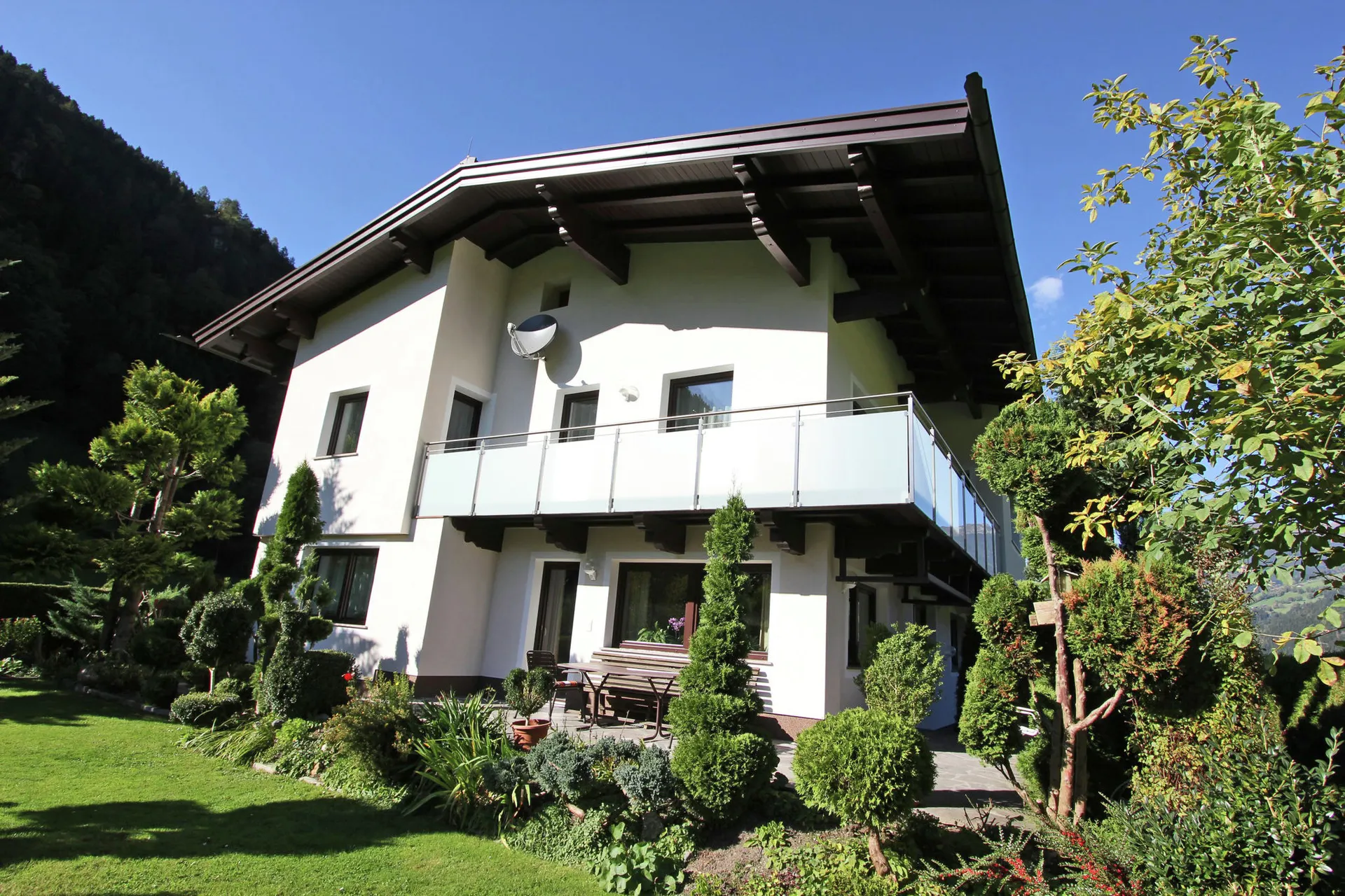 Exterieur vakantiehuis (zomer)