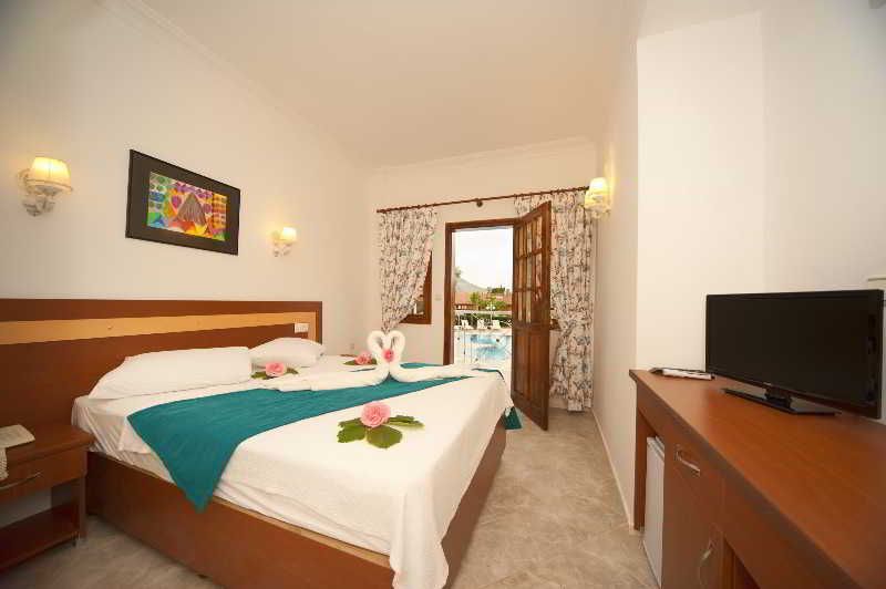 White Otel, foto 10