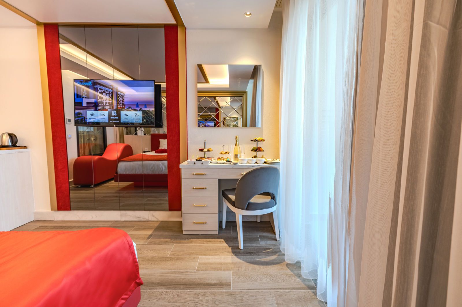 Granada Luxury Red, foto 6