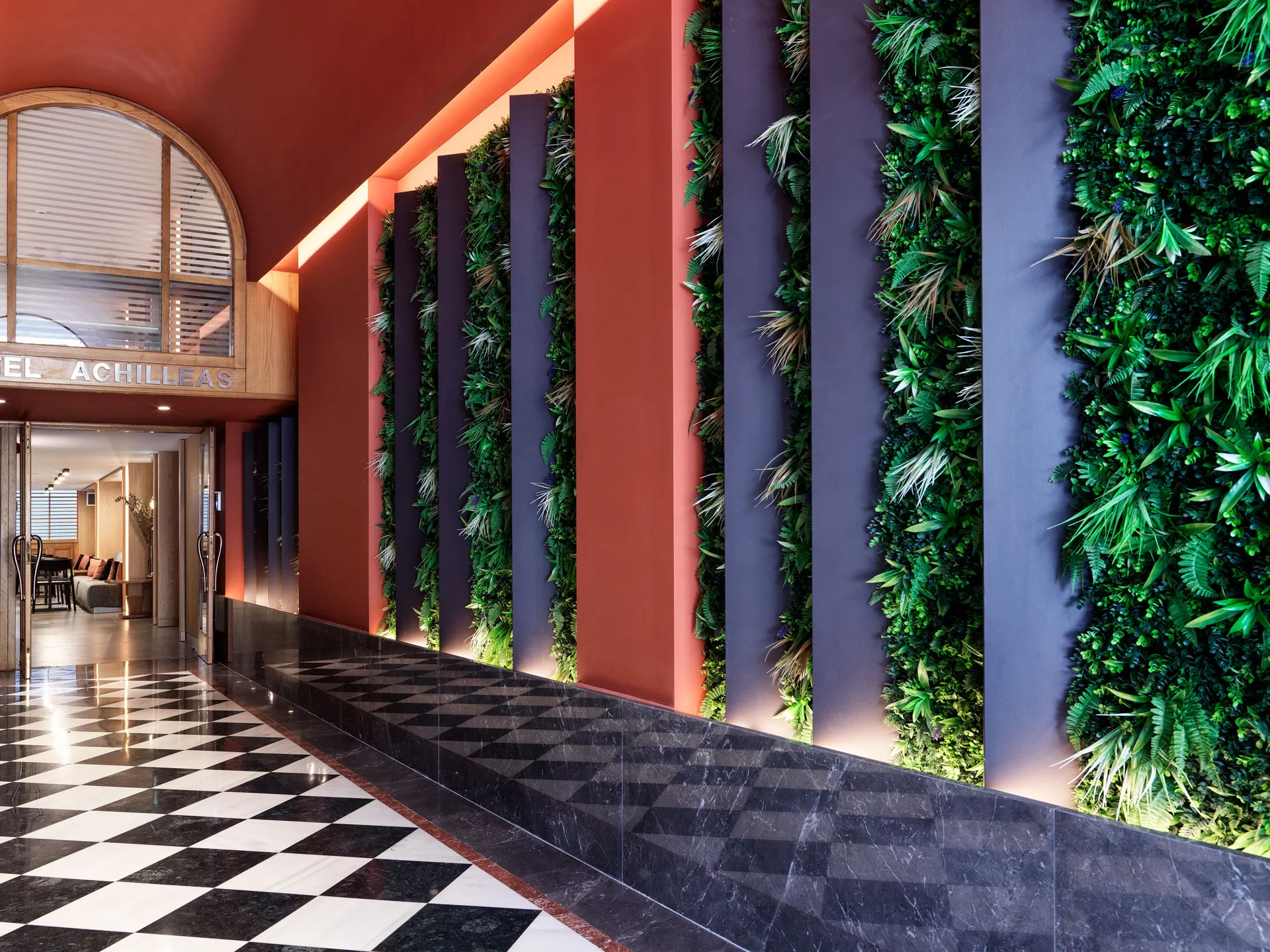 Entree hotel