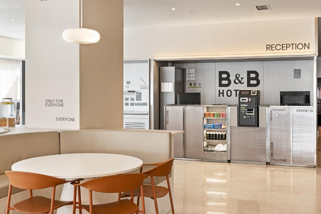 B&B HOTEL Granada Estación, foto 12