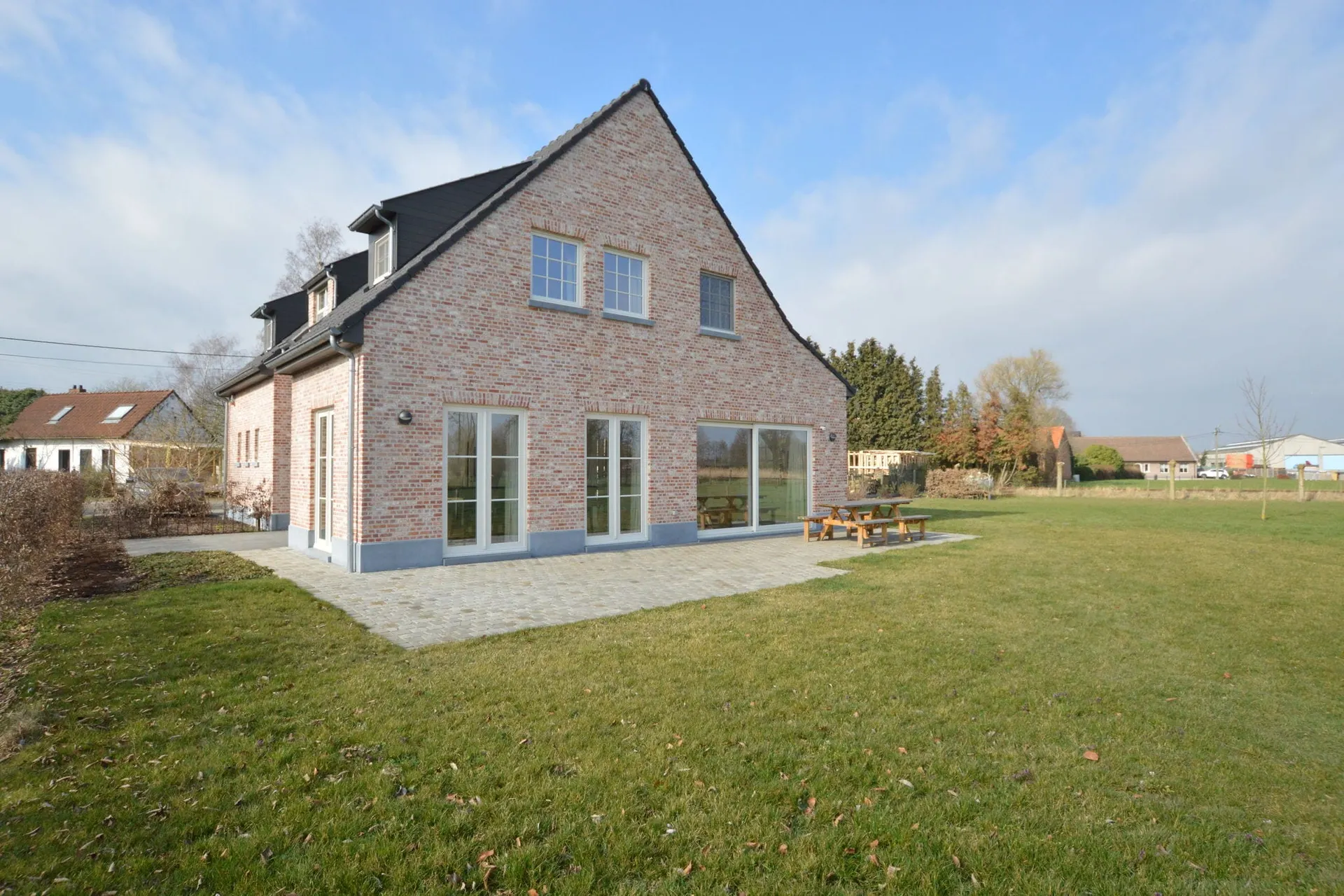 Extérieur maison de vacances (été)