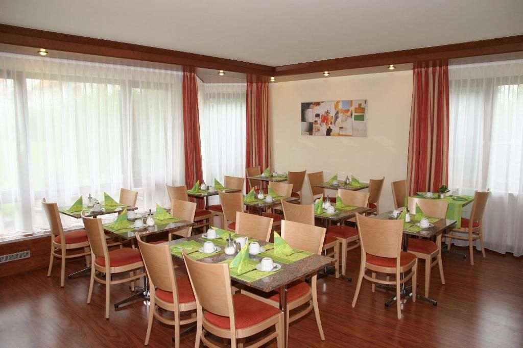 Flora Stuttgart-Möhringen, foto 2