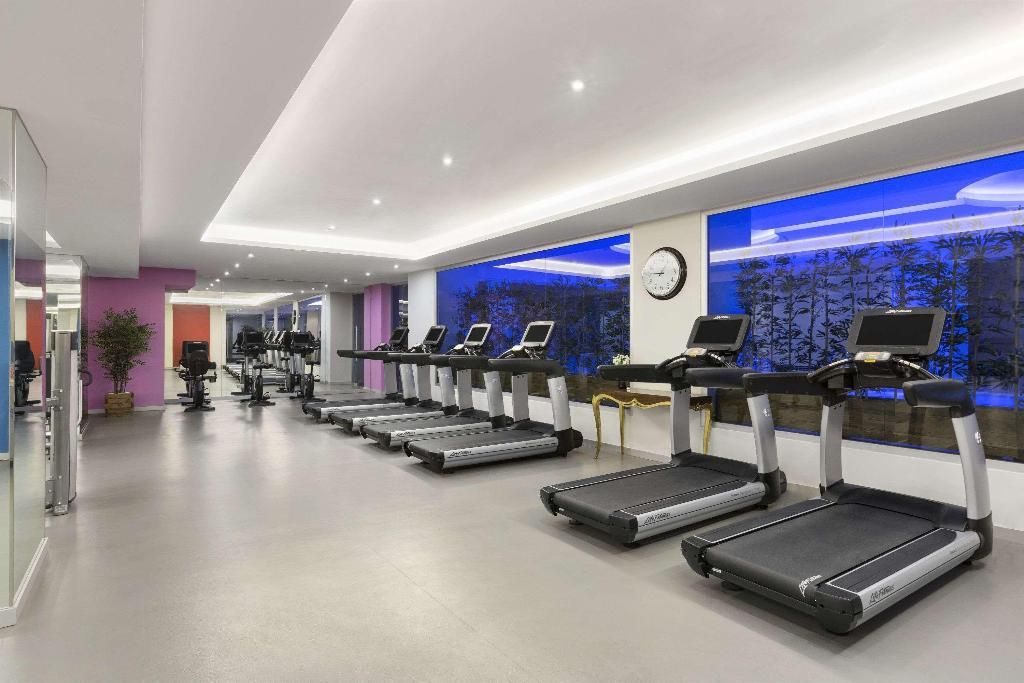 Ramada Hotel & Suites by Wyndham Istanbul Merter, foto 8