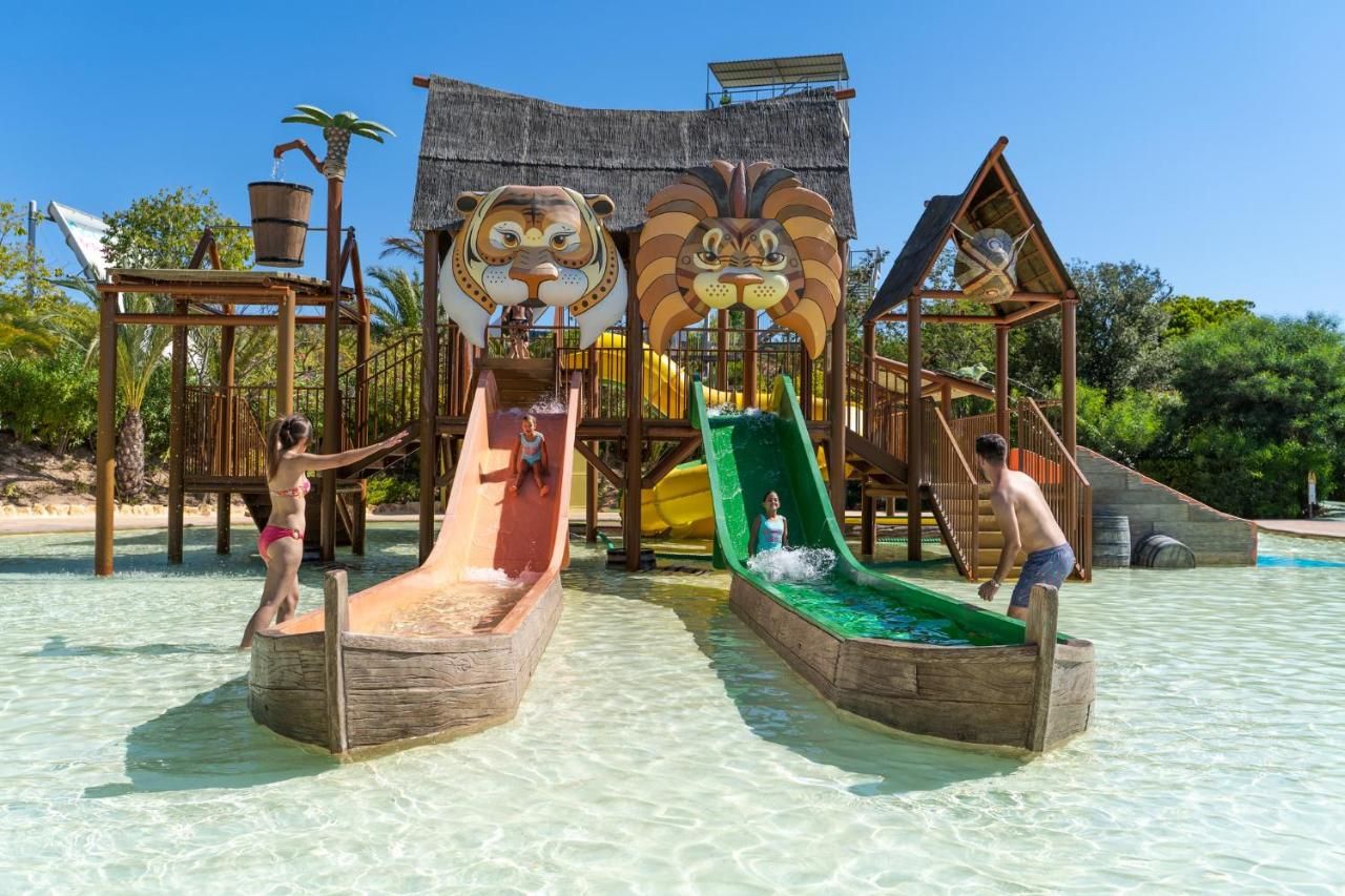 Magic Natura - Animal, Waterpark & Polynesian Lodge Resort, foto 9