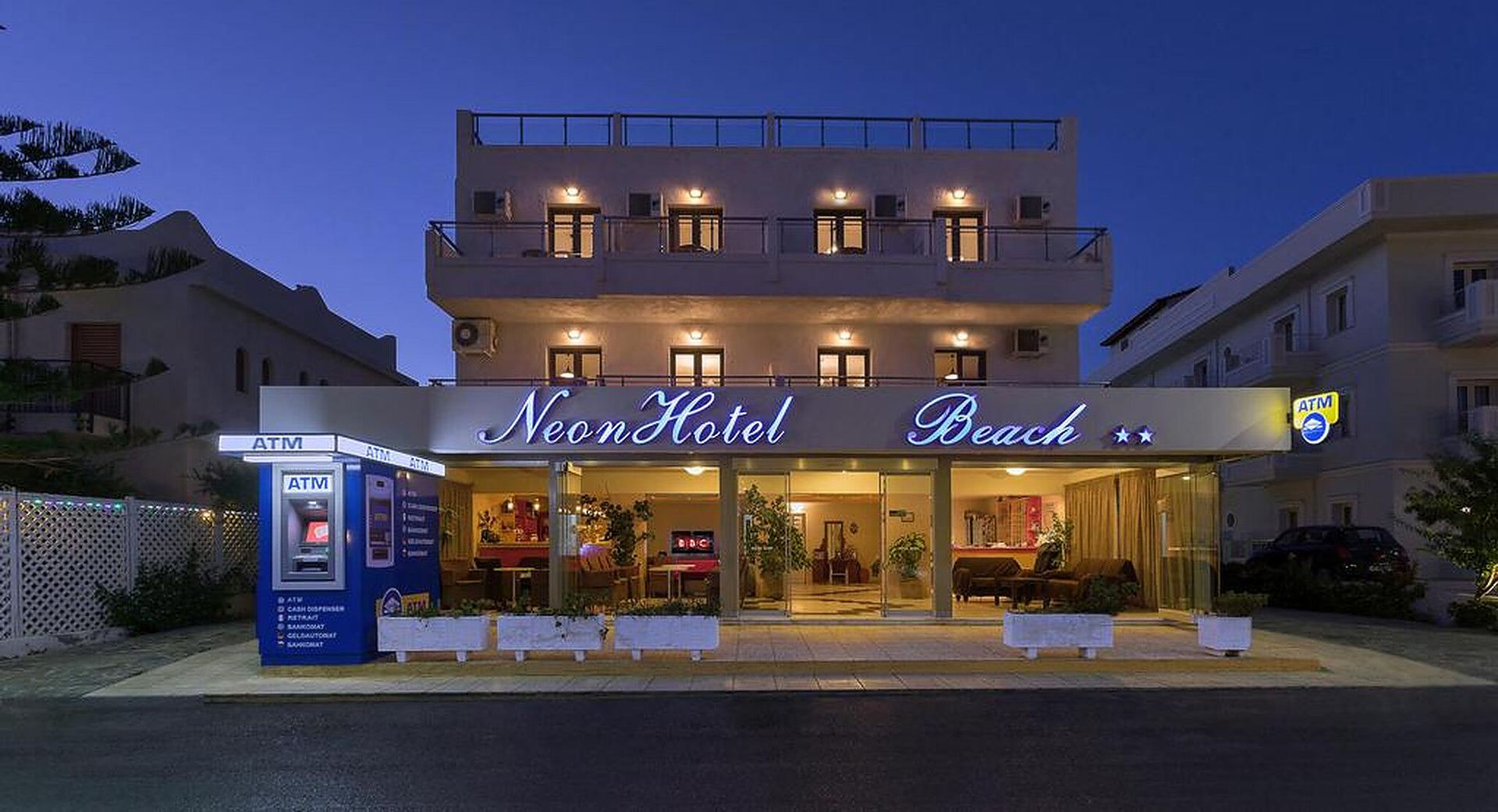 Neon Hotel, foto 4