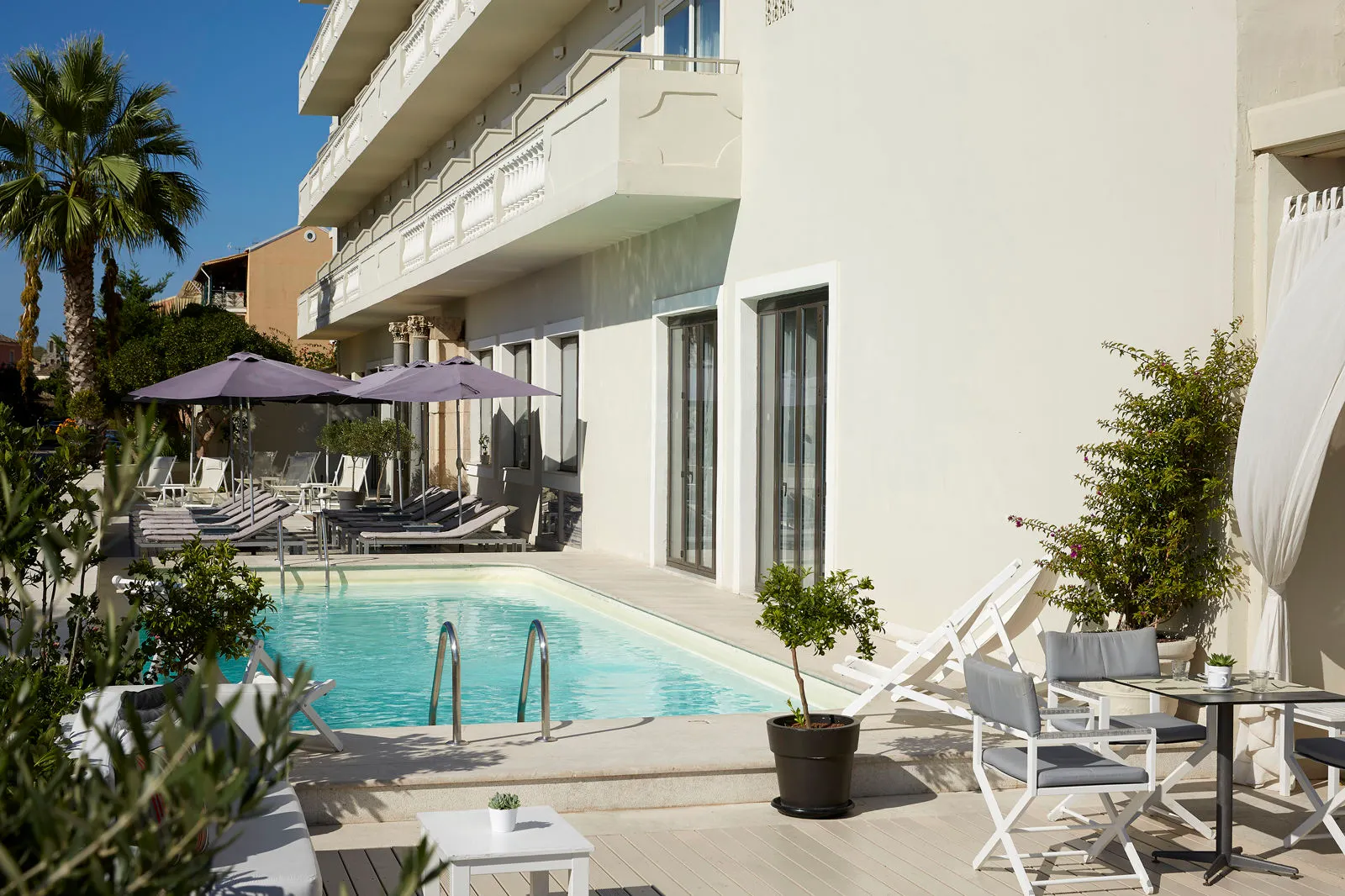 Mon Repos Palace