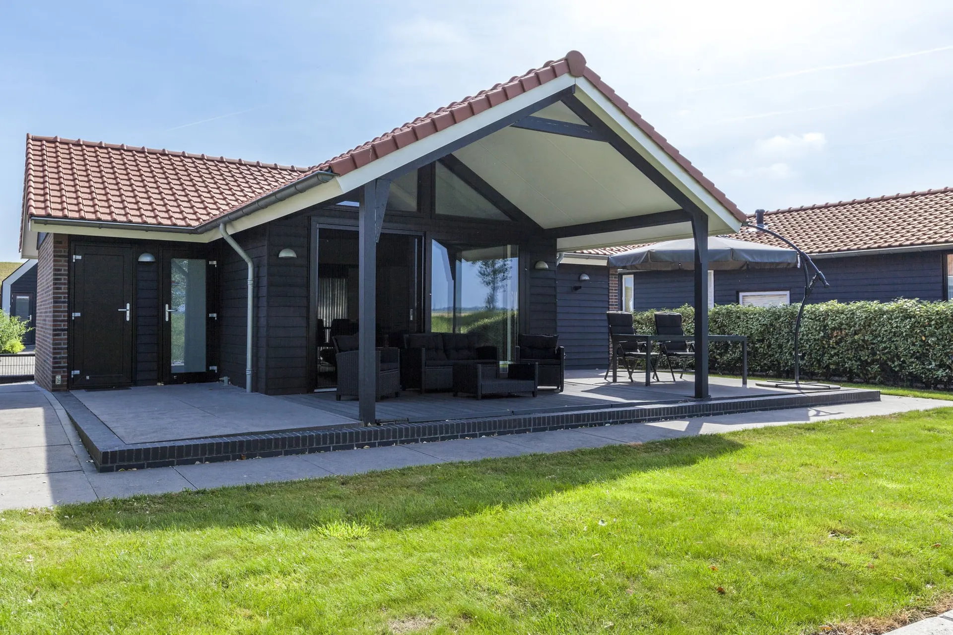 Exterieur vakantiehuis (zomer)